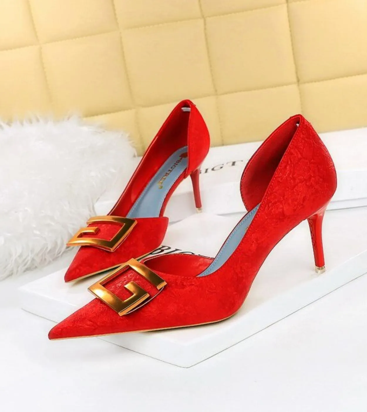 Bigtree Shoes Metal Square Buckle Women Pumps Fashion Pumps Donna Tacchi alti Stiletto 7cm Eleganti scarpe da banchetto Donna Lu