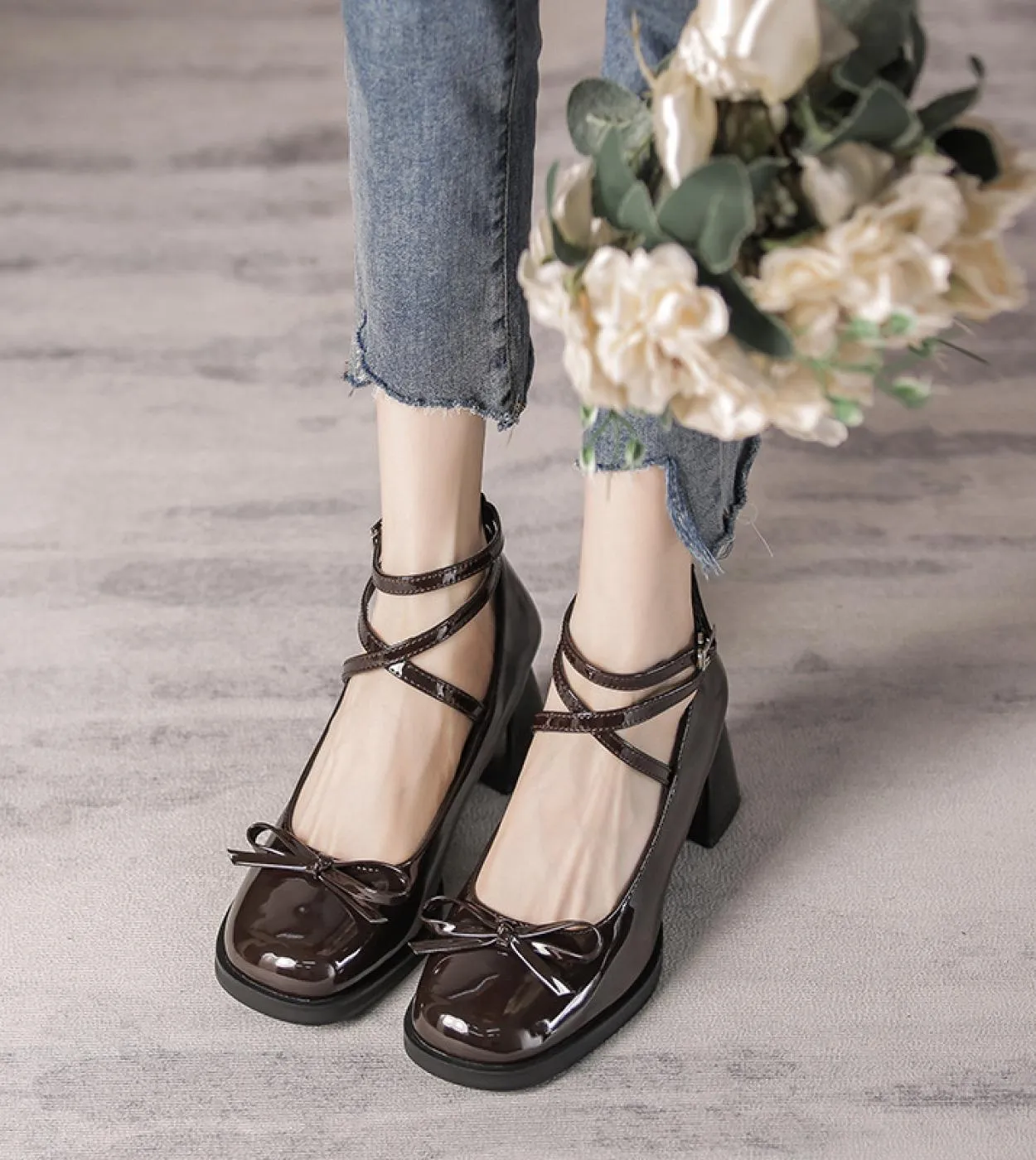 Bow Lolita Shoes For Women Tacchi alti Eleganti scarpe da donna per il 2022 Designer Luxury Autumn Mary Jane Shoes Platform Free