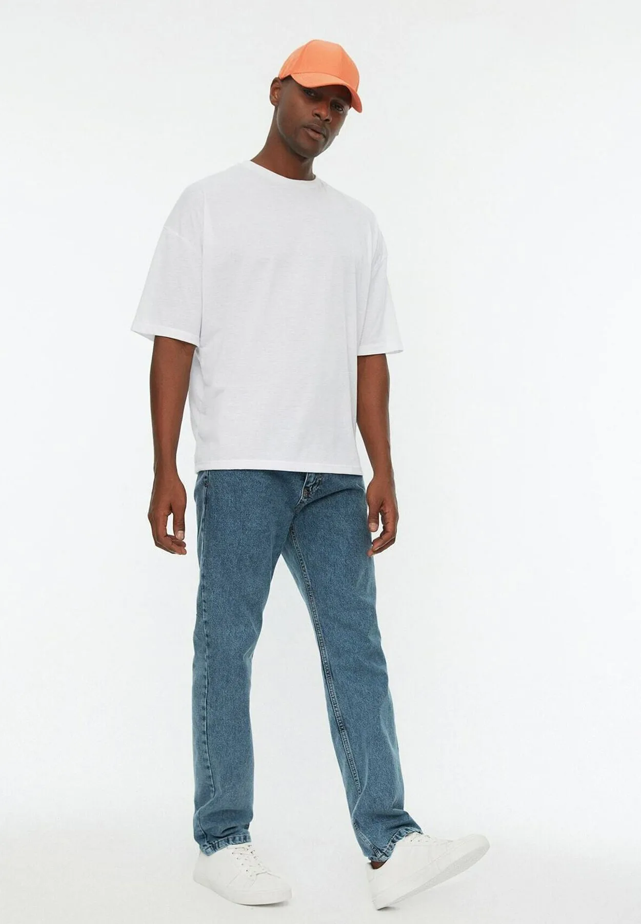 CONFORT - Jeans a sigaretta