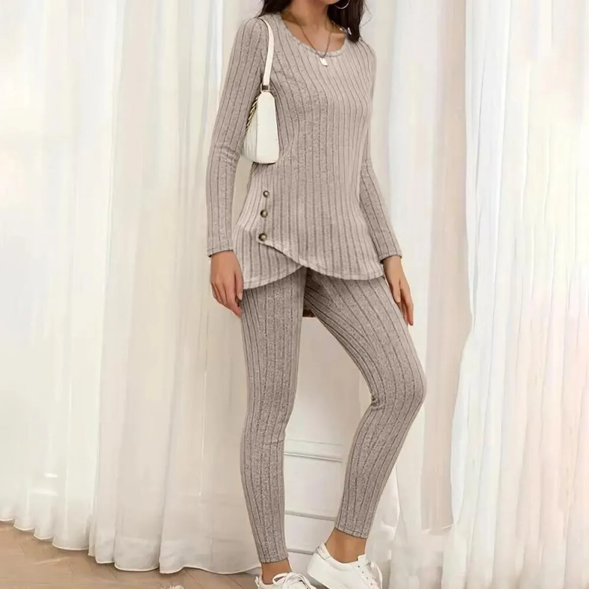 Due pezzi di pantaloni casual da donna lavorati a maglia set di gilet per abbigliamento donna 2024 pantaloni a gamba larga prima