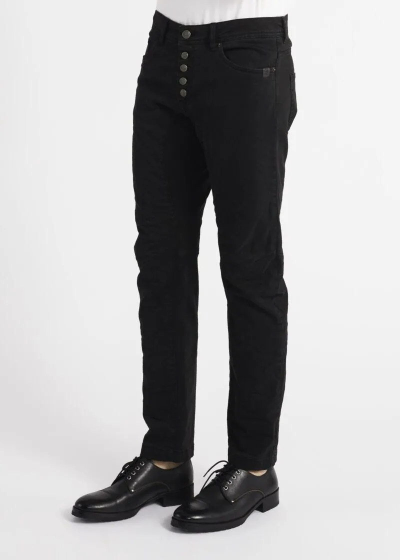 Jeans con bottoni a vista