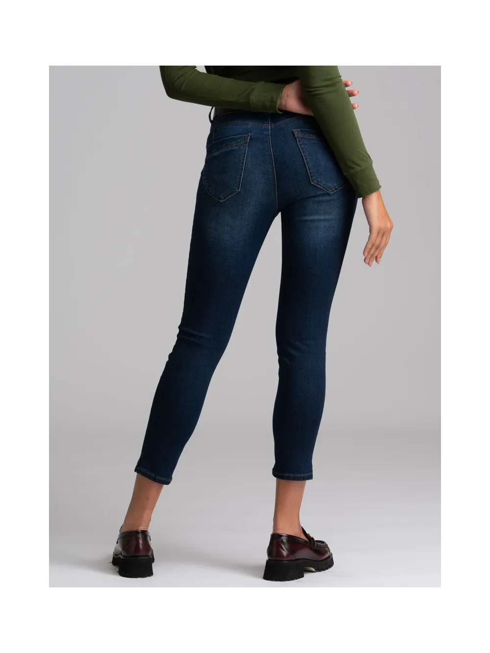 Jeans donna 5 tasche a sigaretta lavaggio scuro