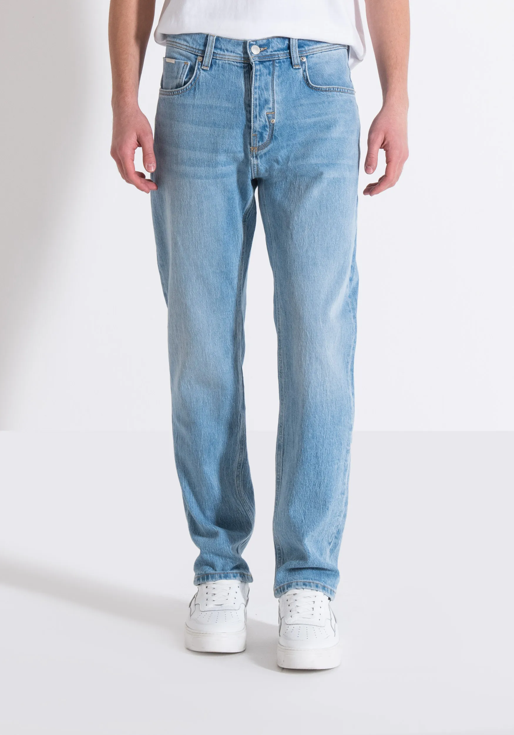 JEANS REGULAR STRAIGHT FIT “JOE” IN COMFORT DENIM CON IMPUNTURE A VISTA