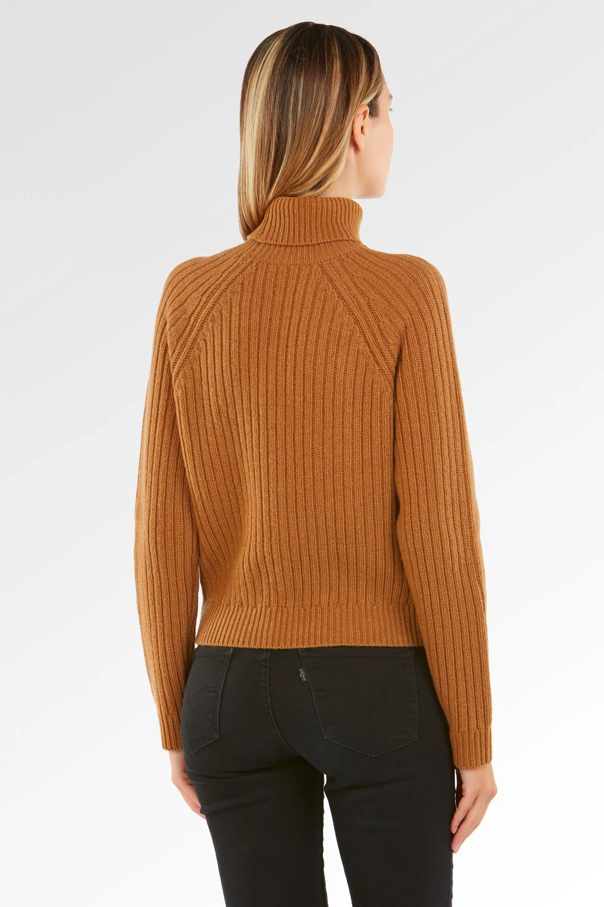 Maglione Dolcevita a Collo Alto Treccia - Donna, Autunno/Inverno - 100% Lambswool | Brunella Gori