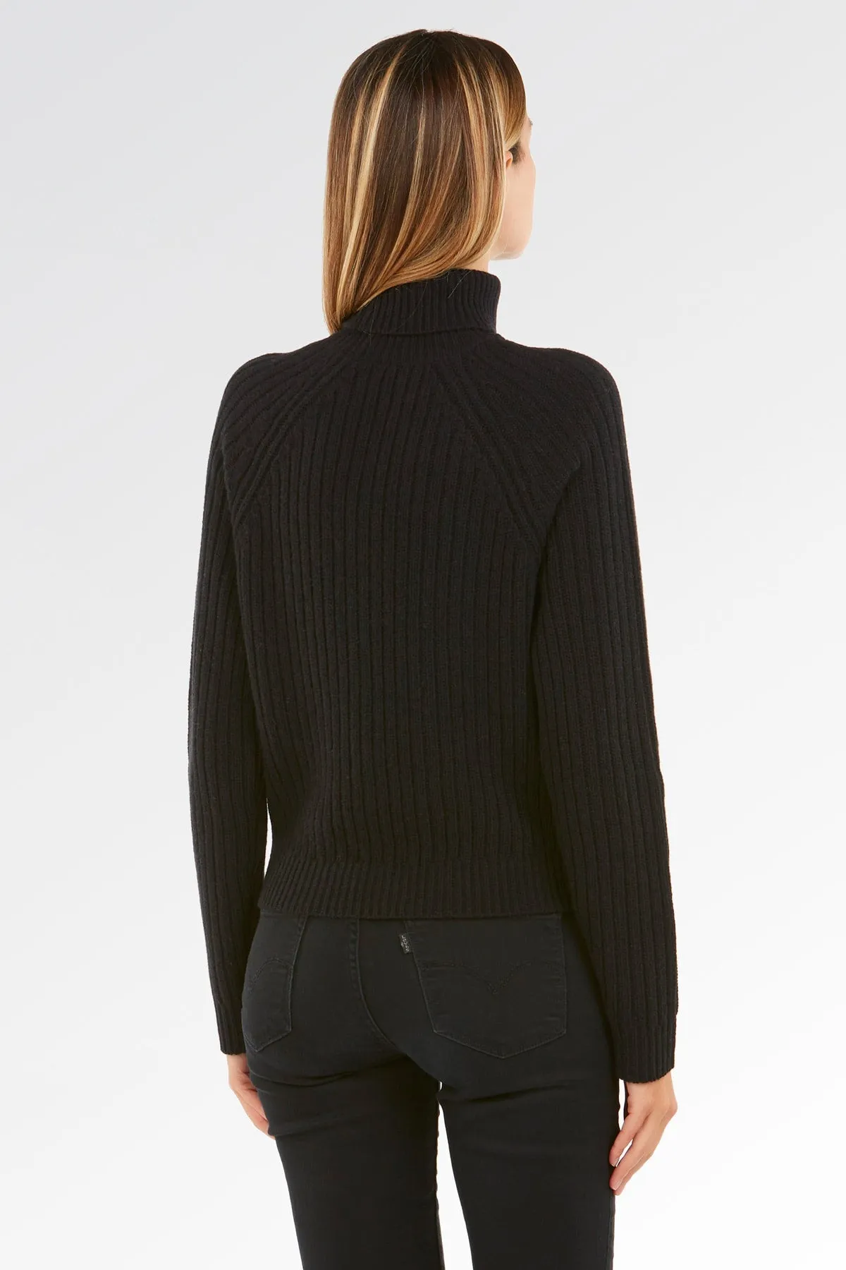 Maglione Dolcevita a Collo Alto Treccia - Donna, Autunno/Inverno - 100% Lambswool | Brunella Gori