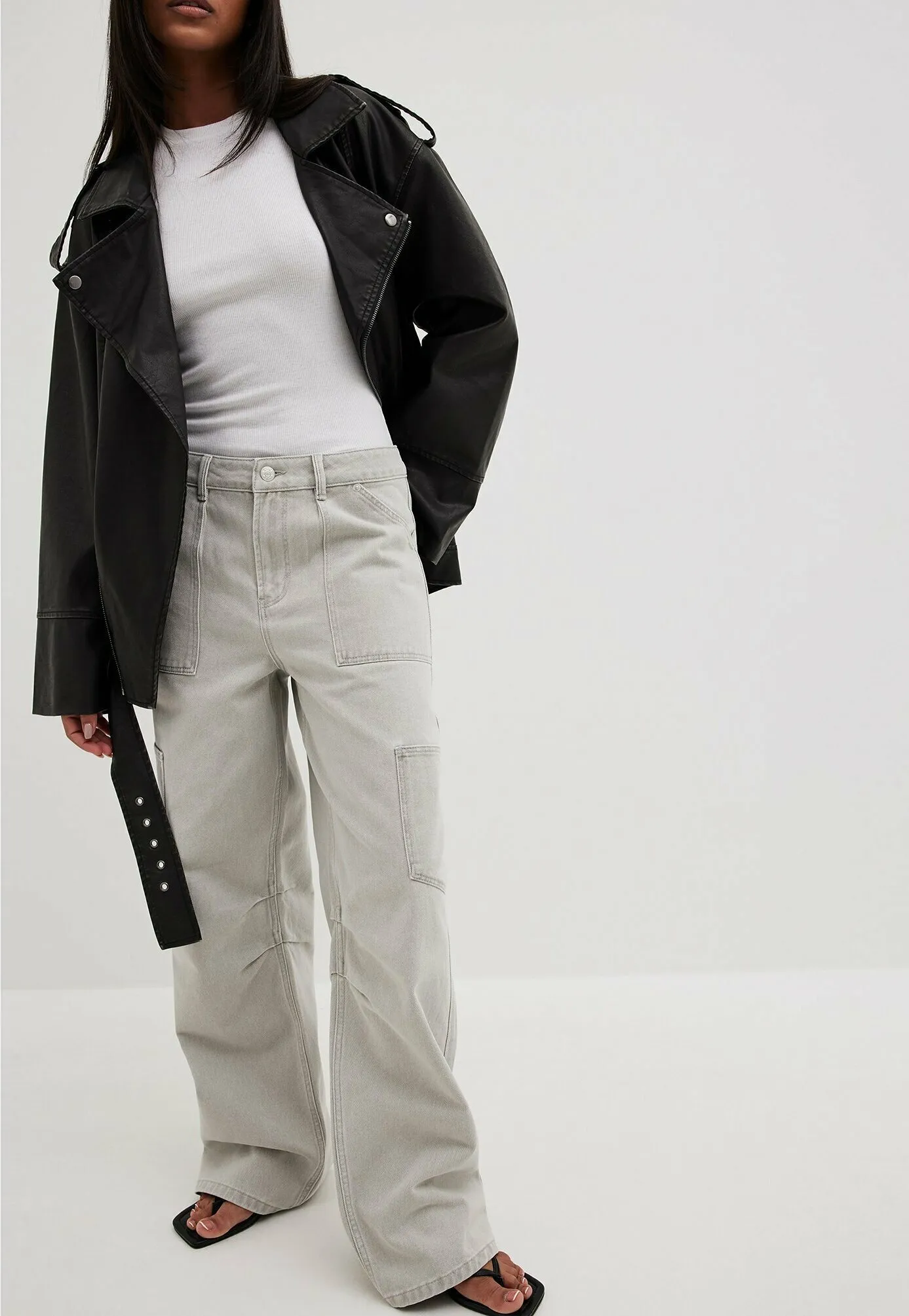 MIT WEITEM BEIN - Jeans a sigaretta