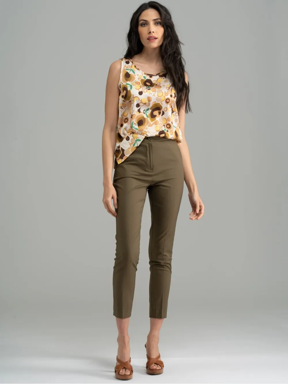 Pantalone donna verde militare a sigaretta