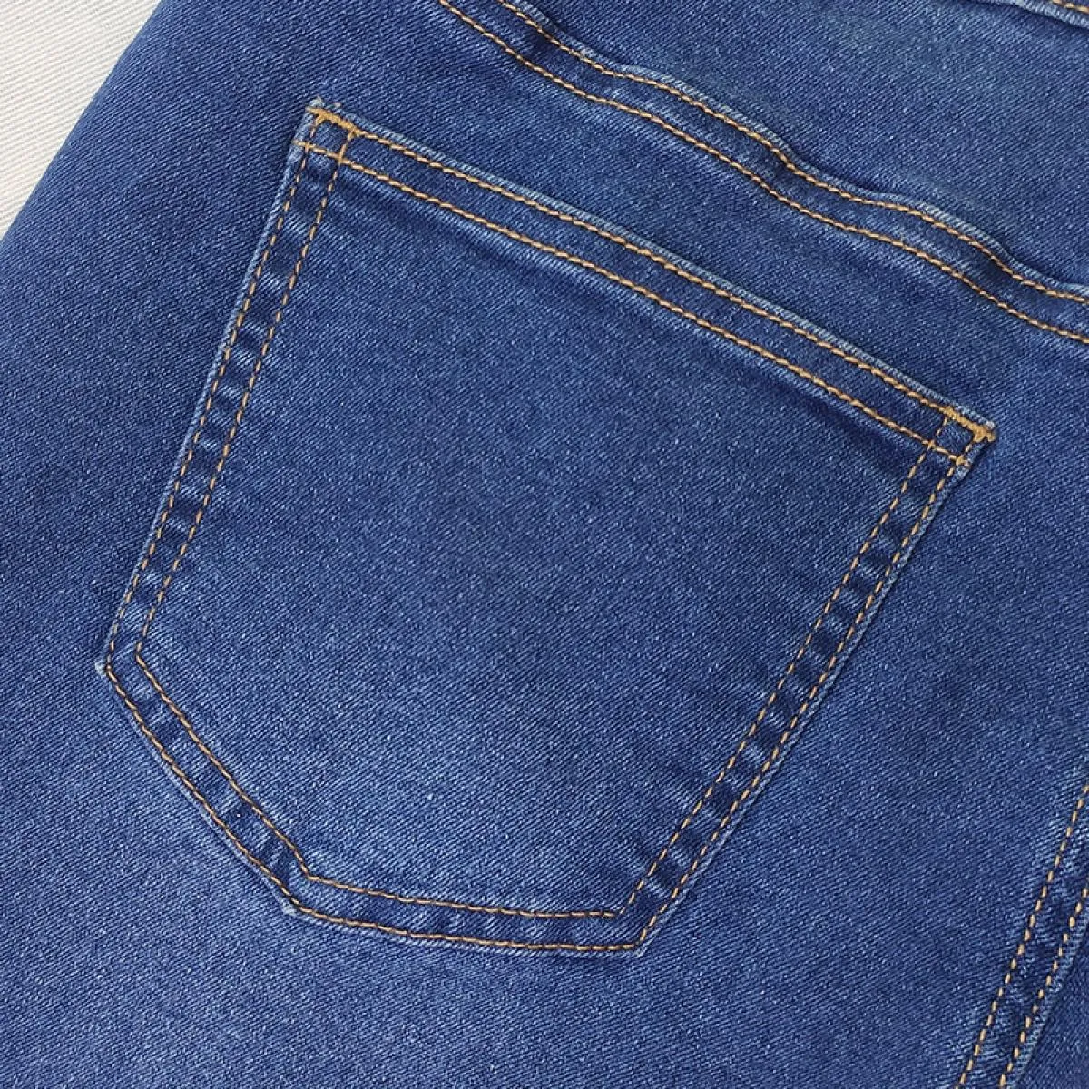 Pantaloni a gamba dritta da donna a vita alta 2023 nuovi pantaloni a gamba divisa laterale elasticizzata in denim retrò Jeans a