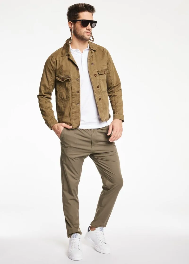 Pantaloni chino con elastico