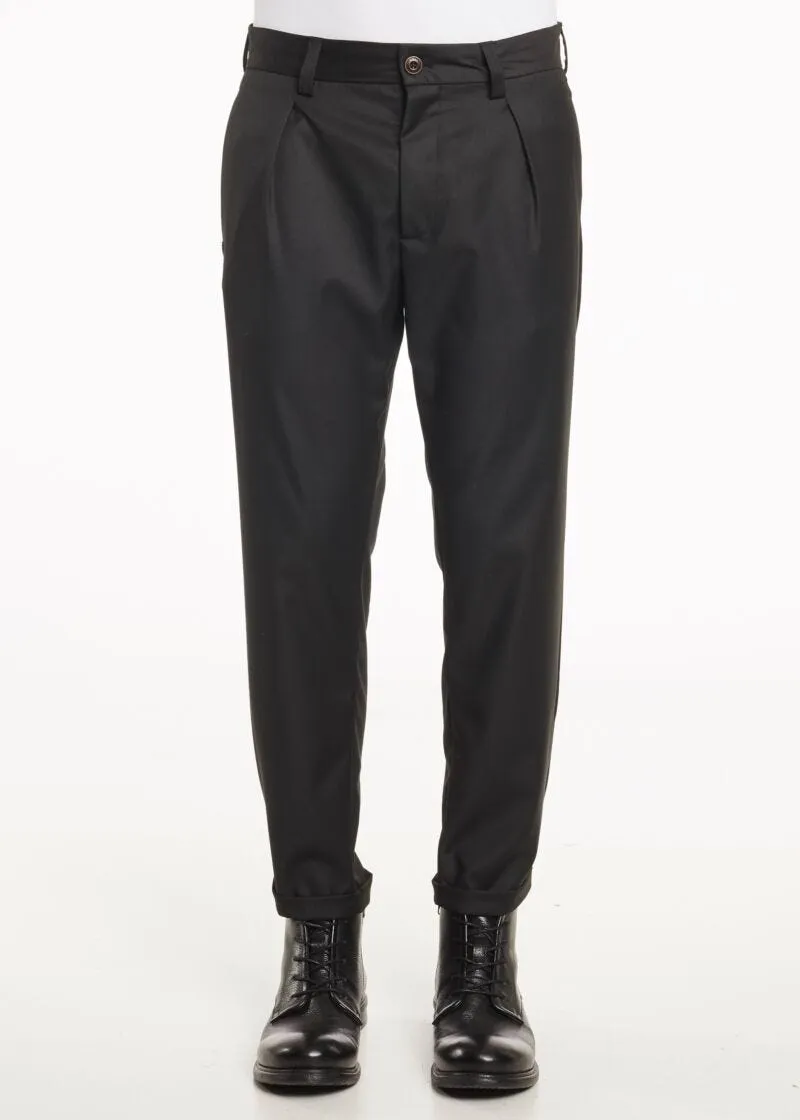 Pantaloni chino con pinces