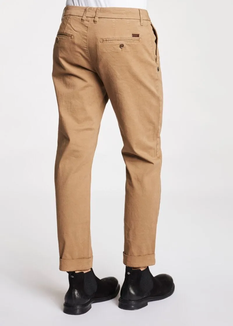 Pantaloni chino cropped fit