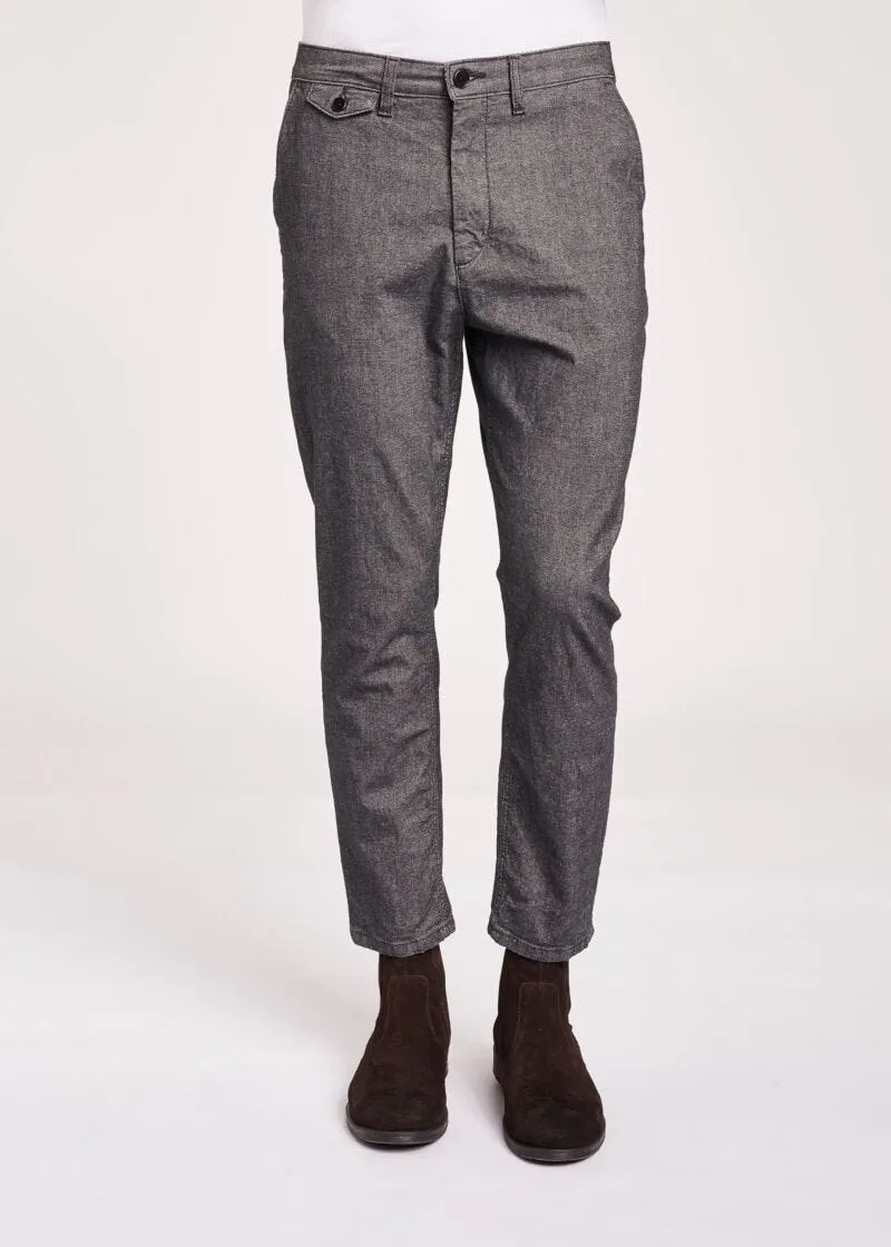 Pantaloni chino cropped