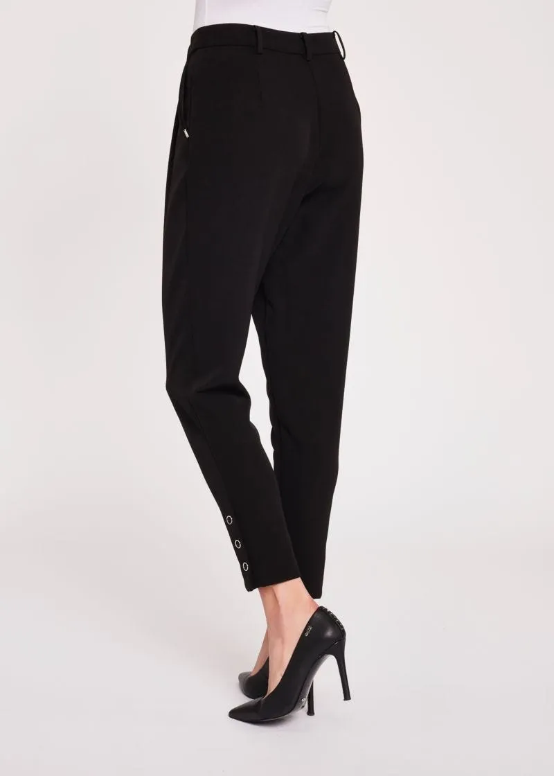 Pantaloni morbidi a vita alta