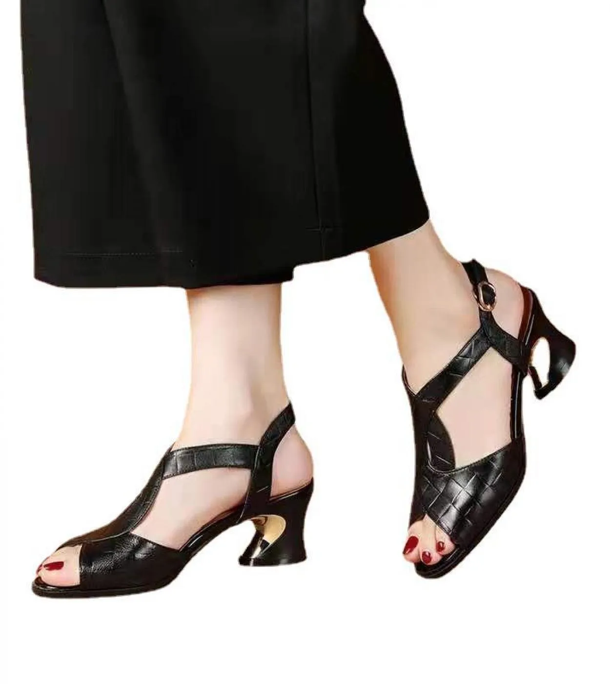 Scarpe da donna eleganti da donna per sandali da donna Estate 2023 Scarpe da donna design a punta aperta con tacchi spessi da do