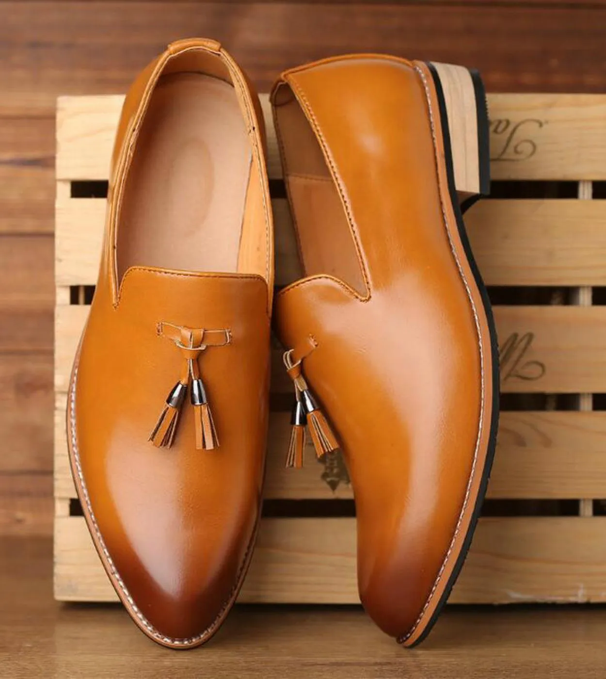 Scarpe da uomo di lusso in stile italiano Scarpe eleganti da uomo in stile italiano Abito da uomo