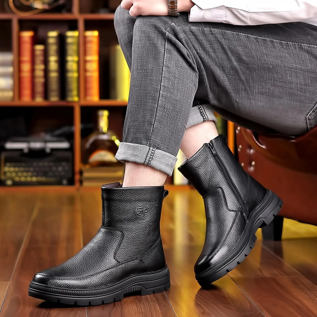 Scarpe da uomo in cotone caldo impermeabili Stivali da neve invernali a testa tonda alti da lavoro Scarpe da passeggio antiscivo