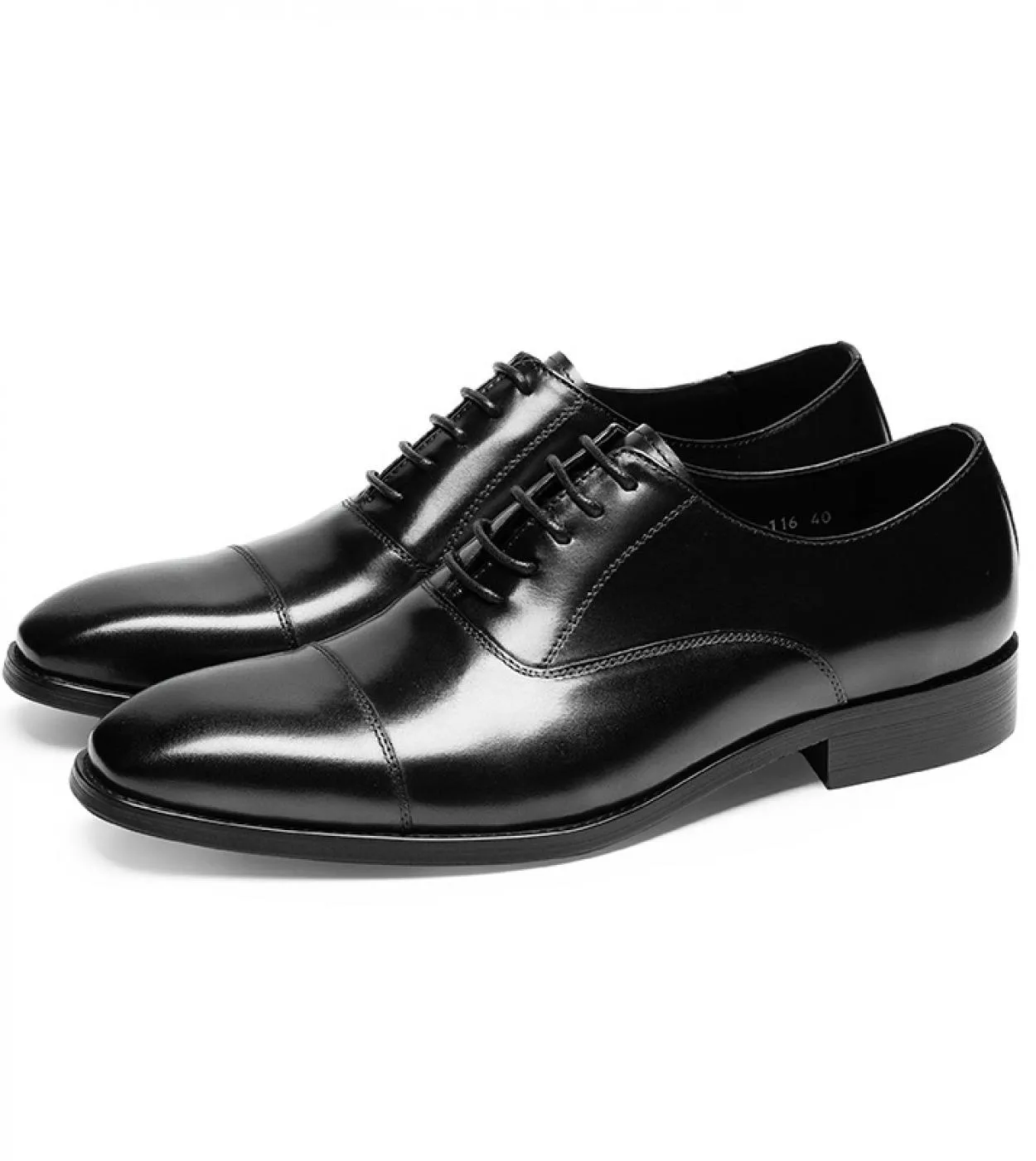 Scarpe eleganti da uomo eleganti italiane Scarpe da uomo di lusso in vera pelle di mucca 2023 Estate New Designer Fashion Weddin