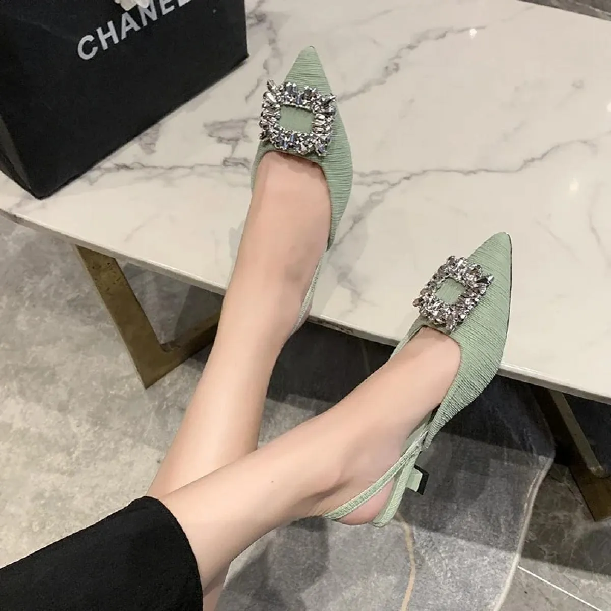 Scarpe femminili in vendita Nuove décolleté da donna Sandali estivi da donna con tacco a spillo Eleganti scarpe a punta con bocc