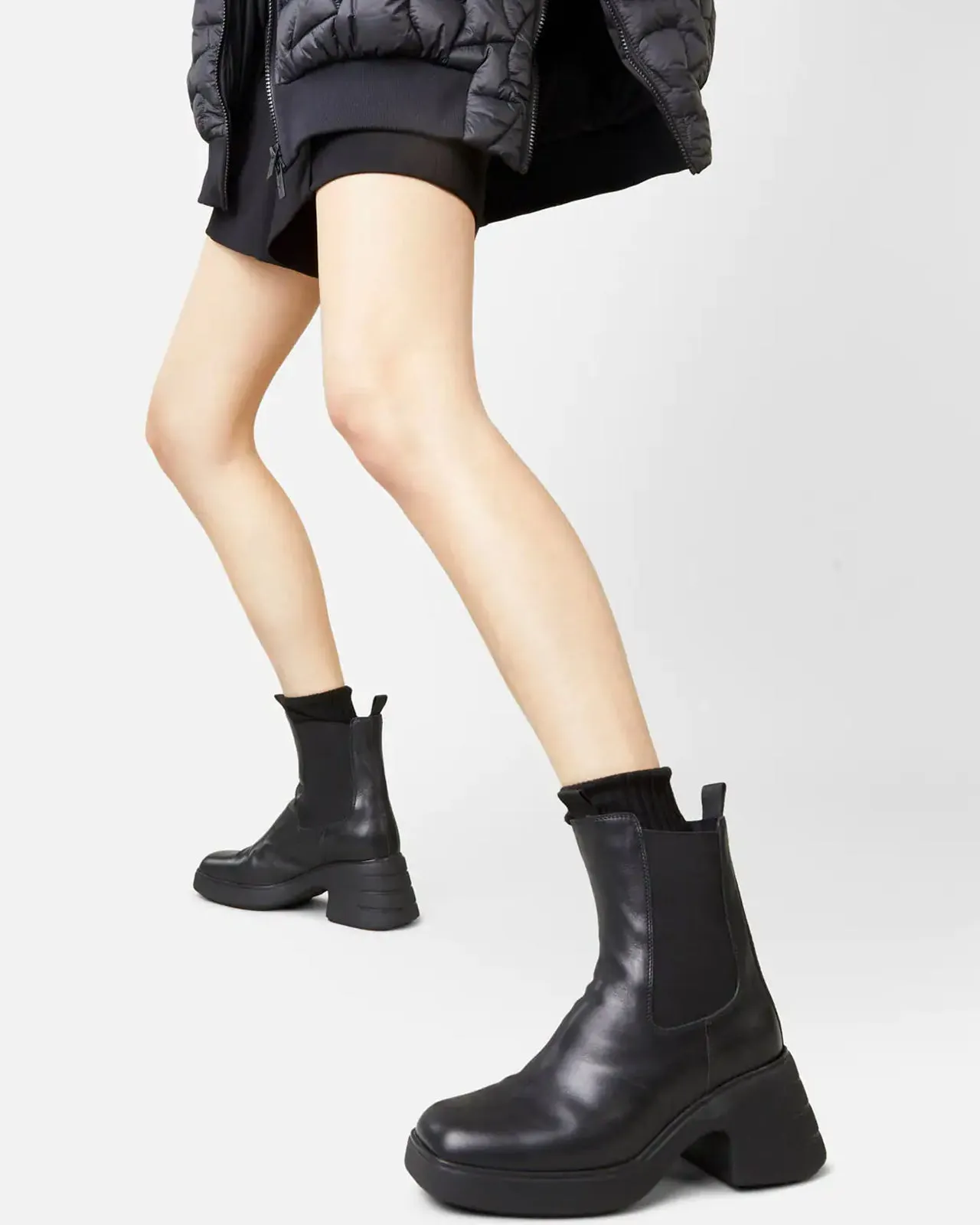 Stivaletto Chelsea H618 nero