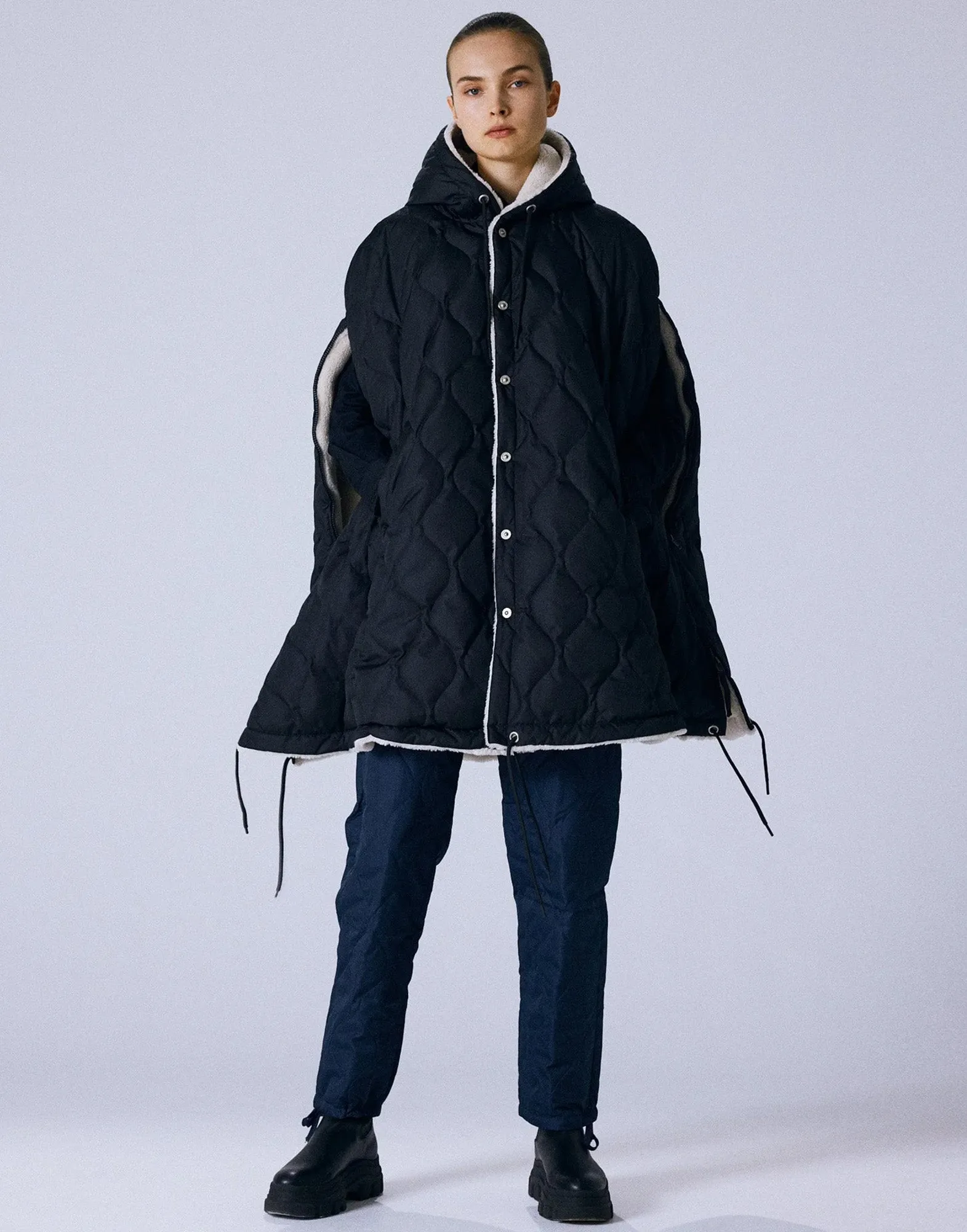 TAION Mantella Militare in Piumino Black