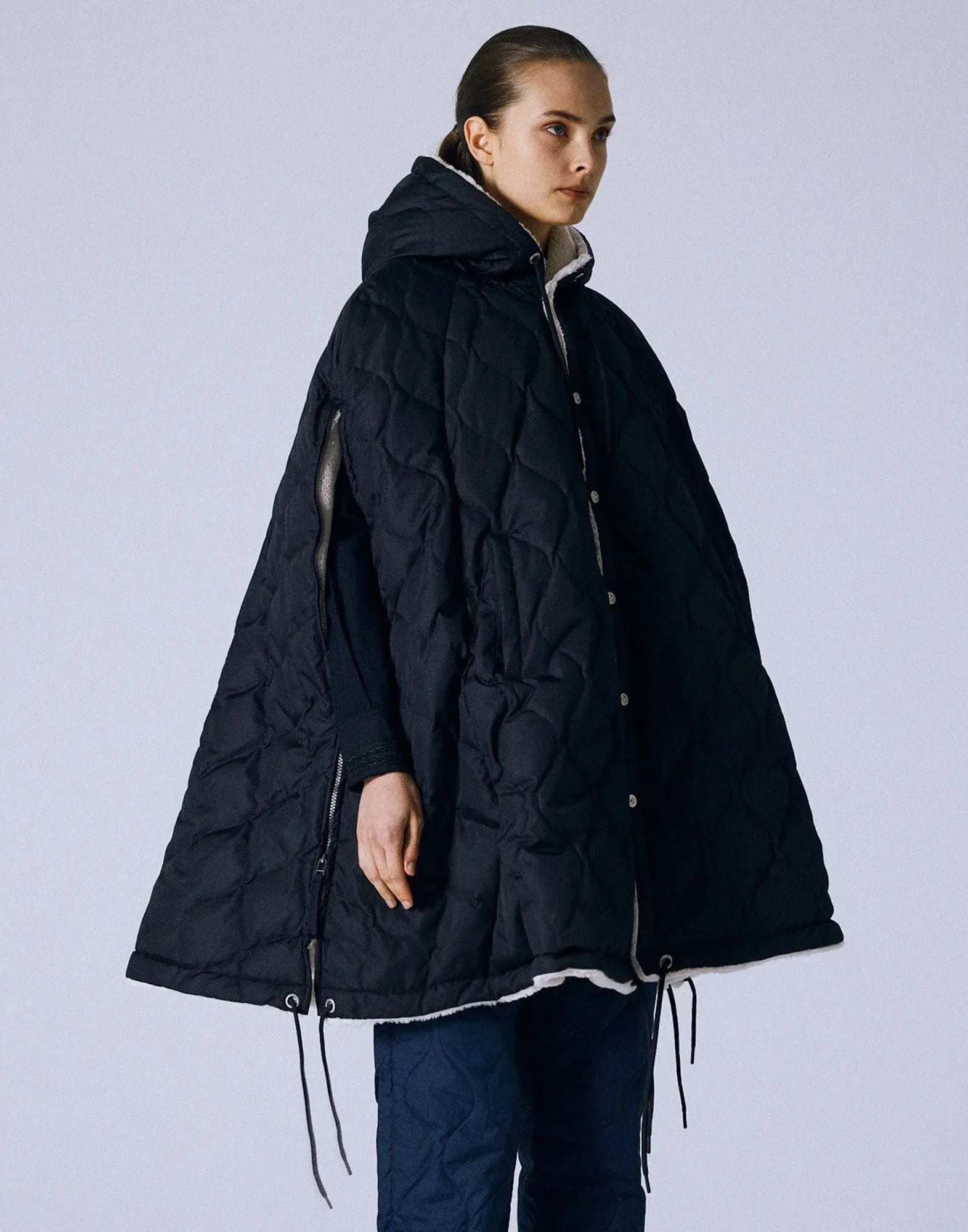 TAION Mantella Militare in Piumino Black