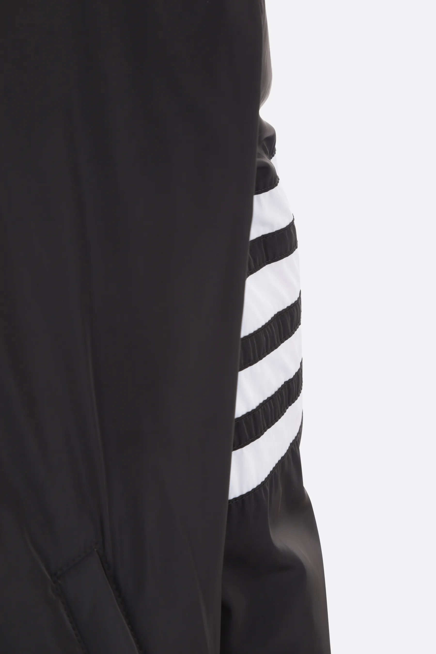 THOM BROWNE piumino bomber in nylon 4bar