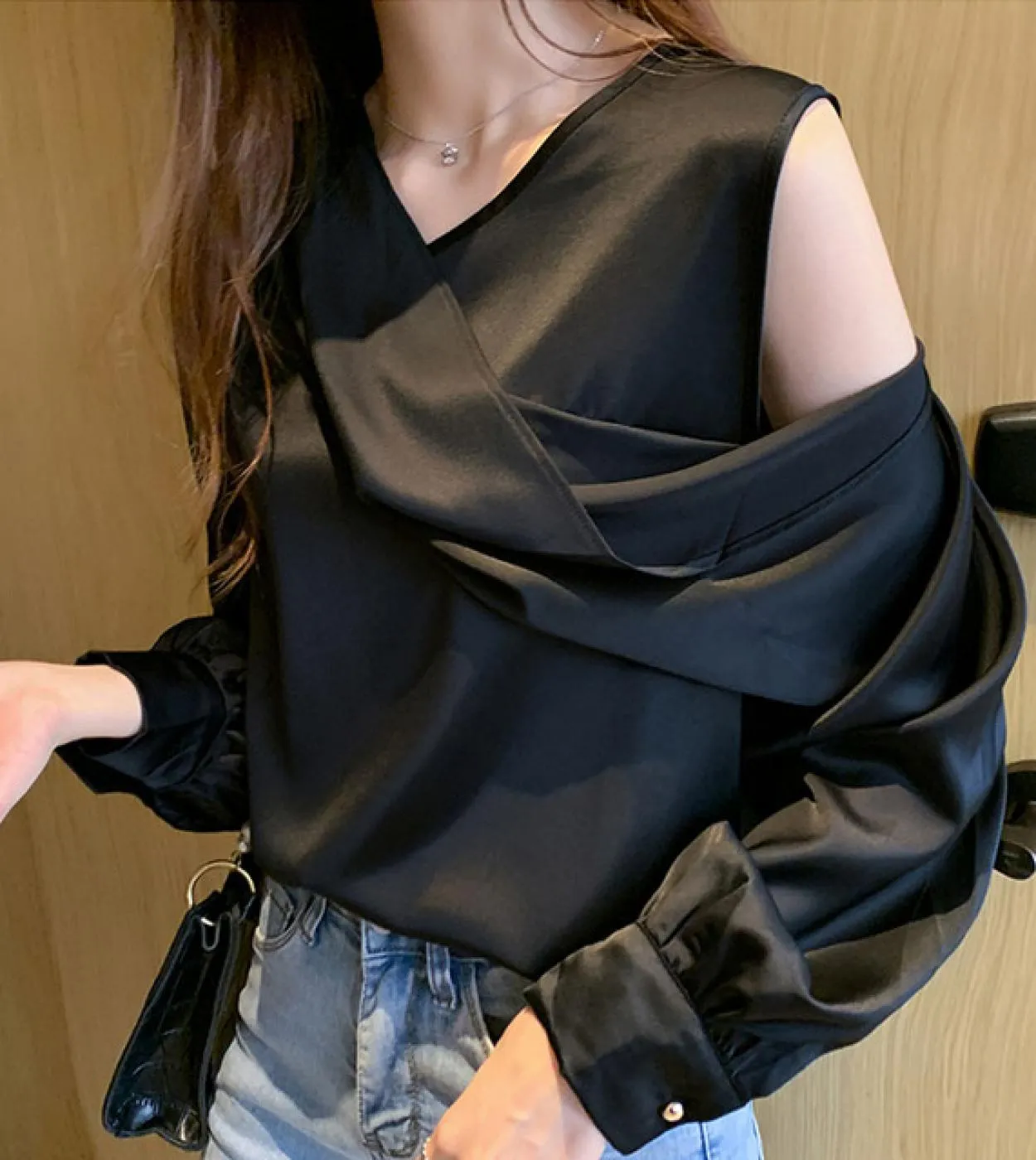 Vneck Slim Women Offshoulder manica lunga in chiffon camicetta autunno elegante camicia di raso Solid Ol Top Chemisier Femme 112