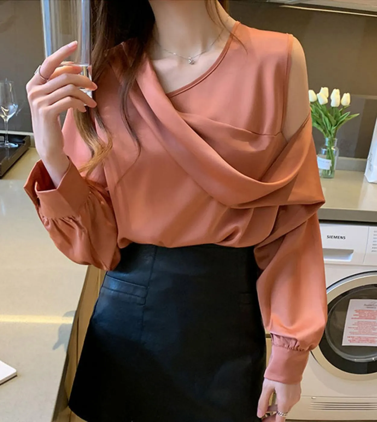 Vneck Slim Women Offshoulder manica lunga in chiffon camicetta autunno elegante camicia di raso Solid Ol Top Chemisier Femme 112